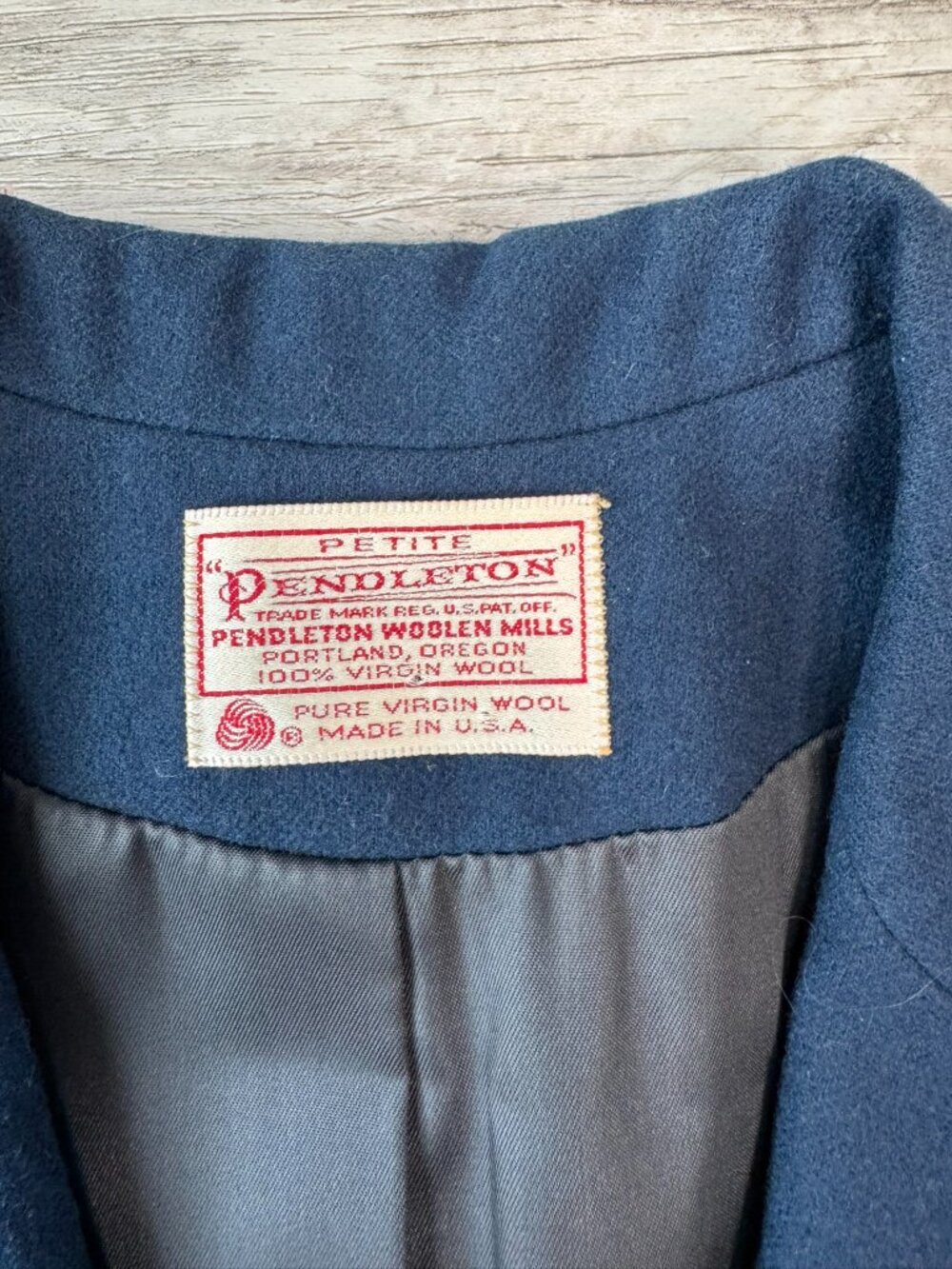 Pendleton Navy Lined 100% Virgin Wool Blazer Women's Made In USA Q29 - Picture 2 of 5